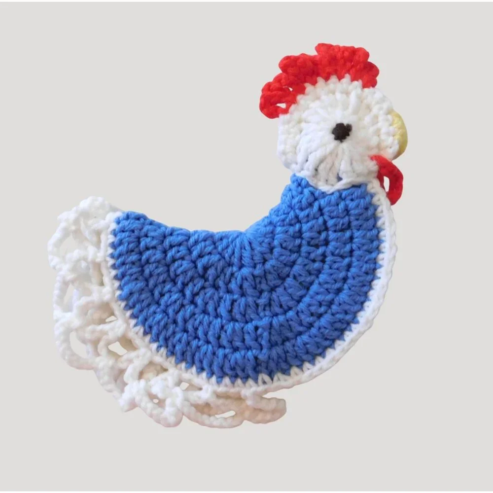 Crochet Chicken Pot Holder Handcrafted 7" Diameter Blue White Farmhouse Kitchen - Picture 2 of 5